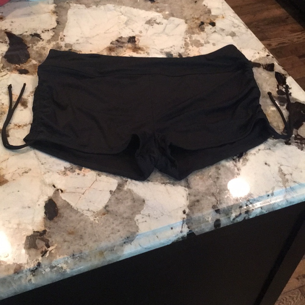 NWOT swim bottoms